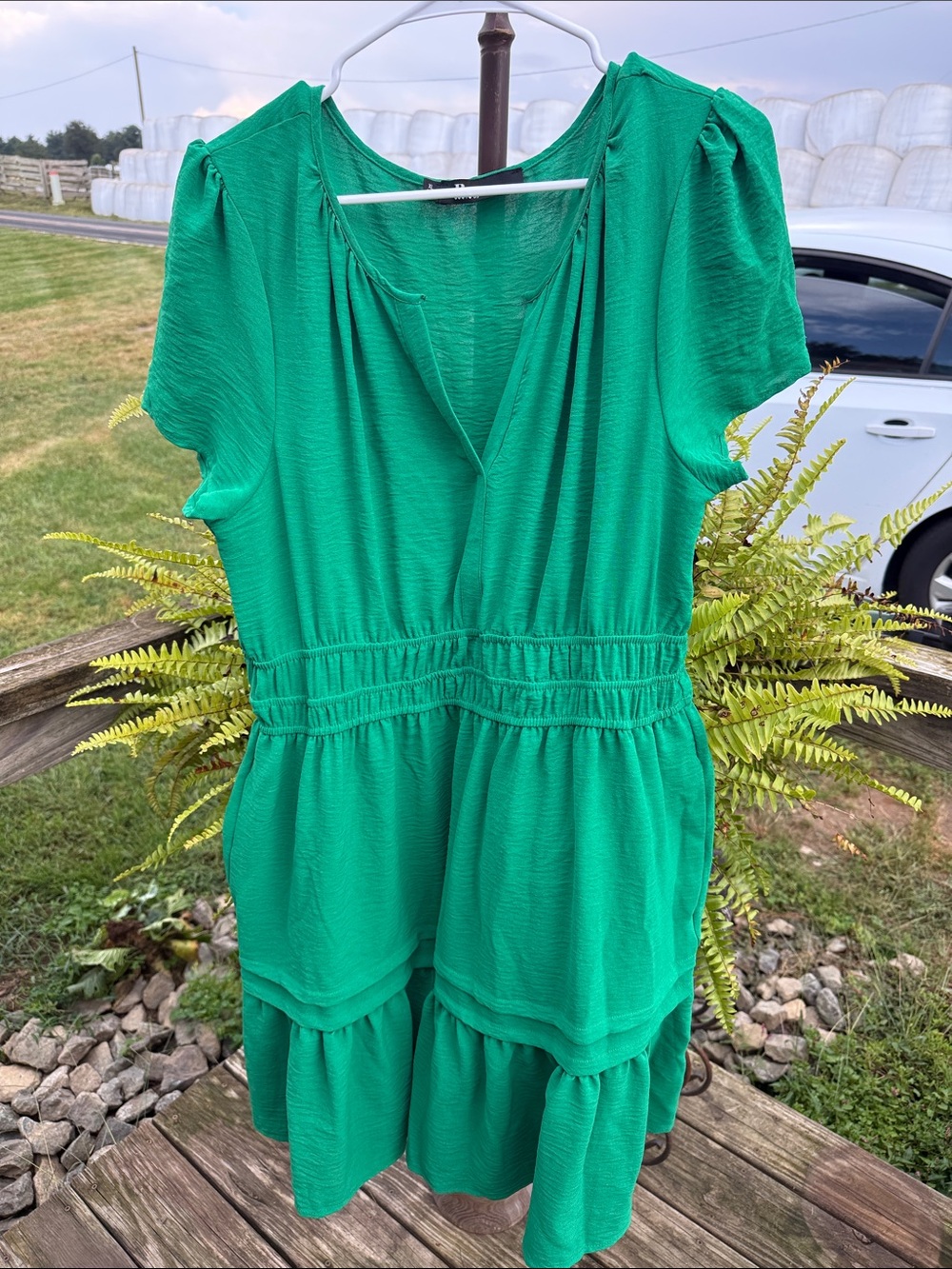 Chetta B Emerald Green Tiered V-Neck Dress sinched waistline slimming